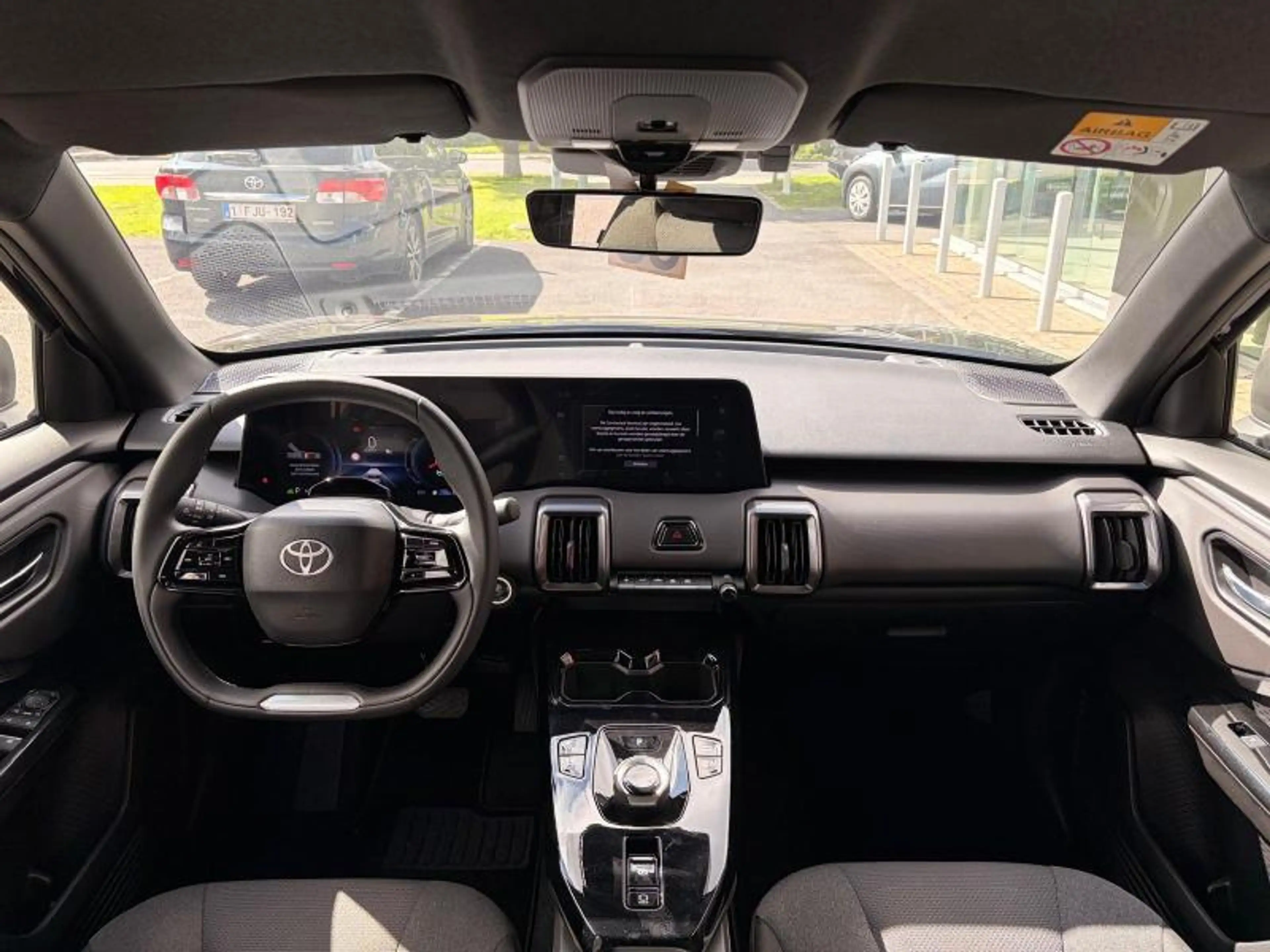 Toyota Urban Cruiser 61kW - LONG RANGE EXECUTIVE — photo 13