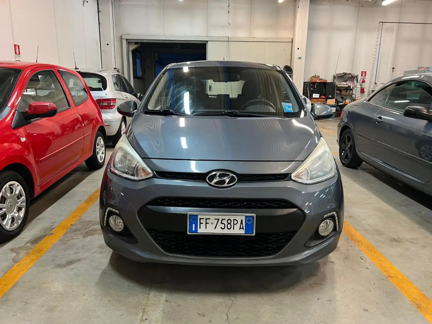 Hyundai i10 1.0 LPGI Econext Comfort - NON MARCIANTE Grigio - 2
