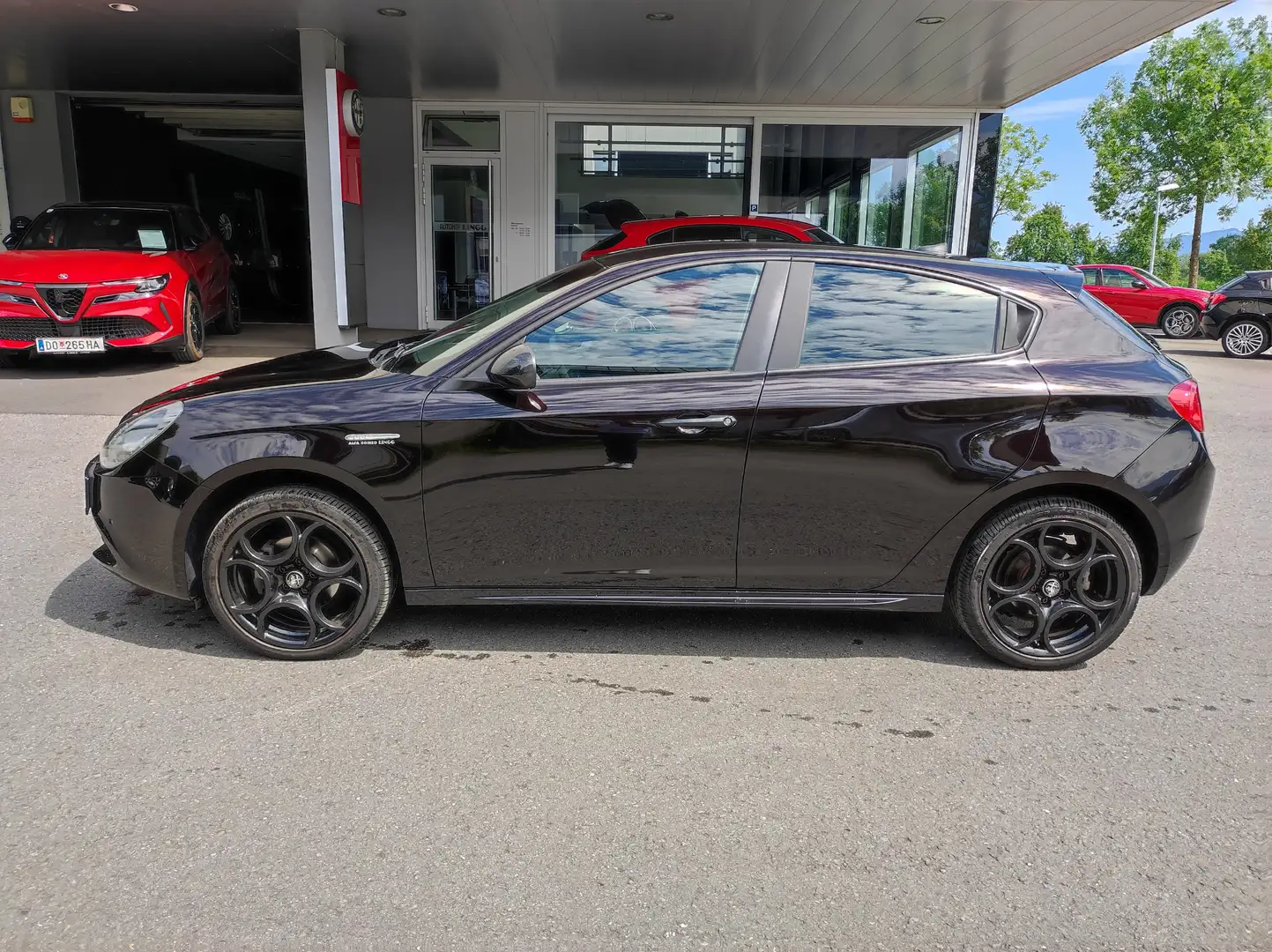 Alfa Romeo Giulietta 1,4 TB Sport Schwarz - 2