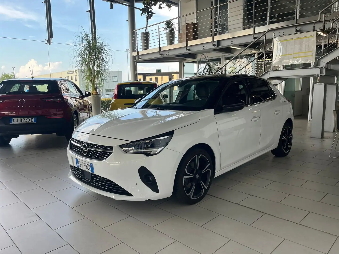 Opel Corsa 6ª serie 1.5 D 100 CV GS Line Blanc - 1