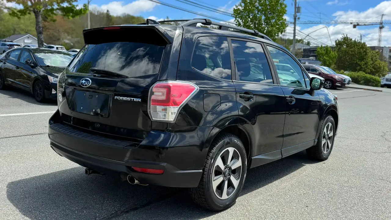 Subaru Forester снимка Subaru Forester