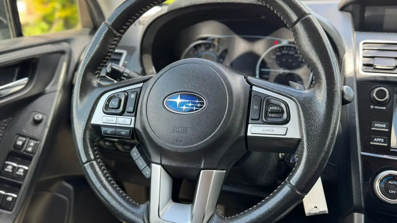 Subaru Forester снимка Subaru Forester