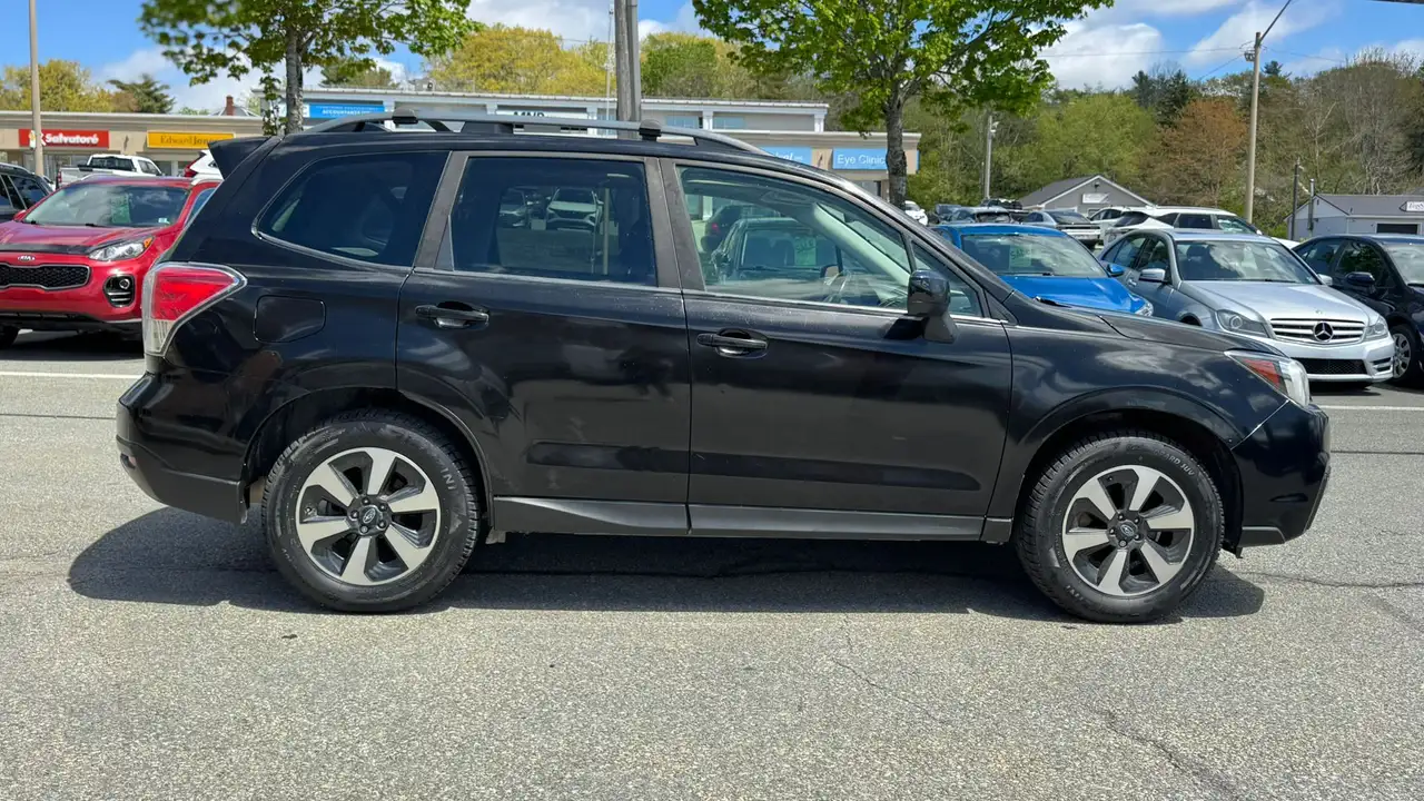 Subaru Forester снимка Subaru Forester