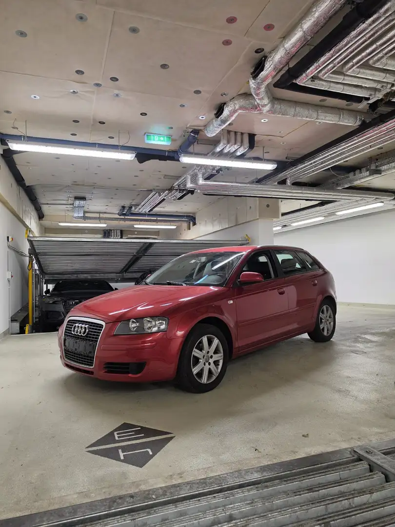 Audi A3 1,6 Ambiente - 1
