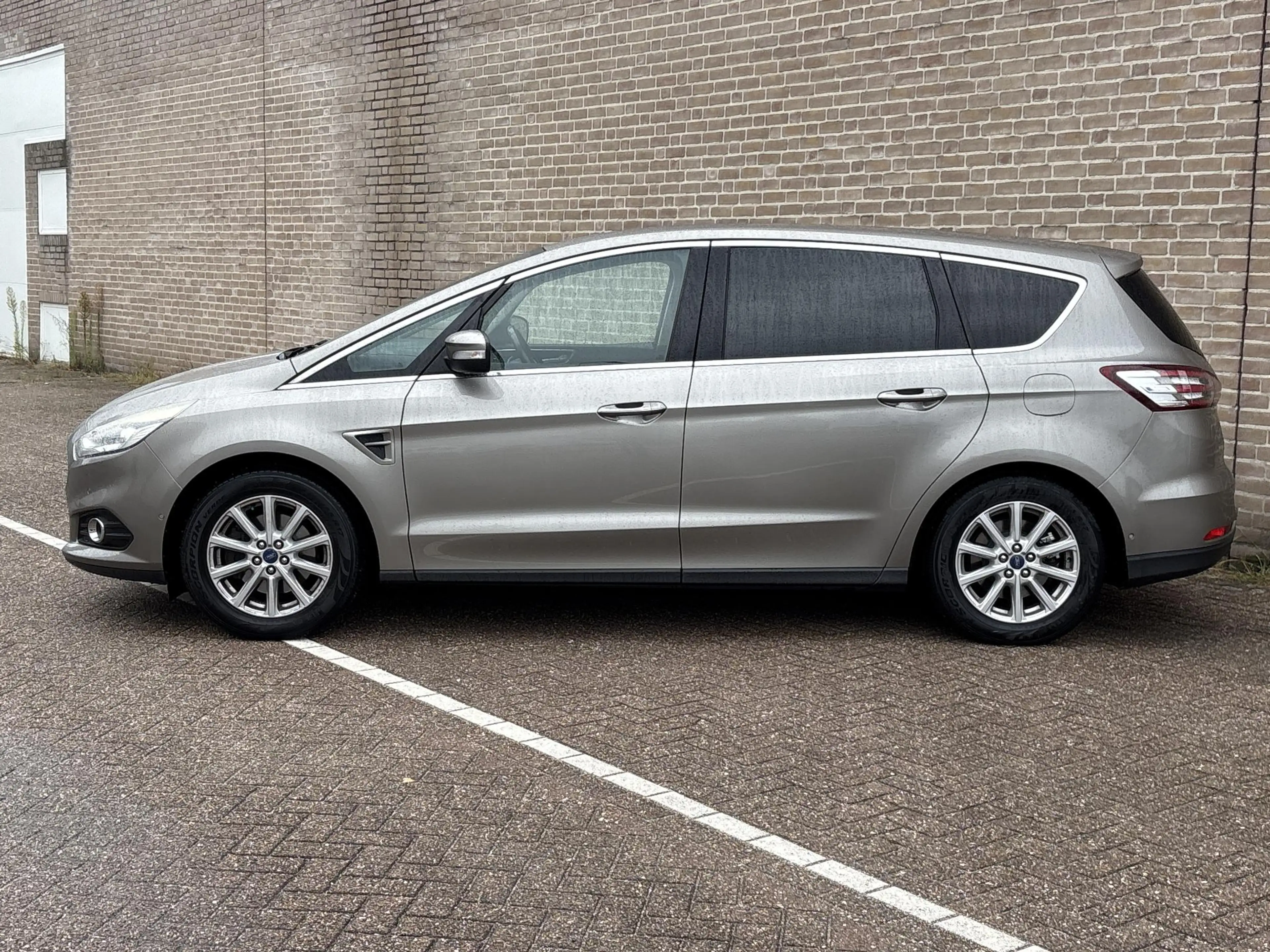 Ford S-Max 2.0 TDCi Trend | Leder | Navi | Climate | Cruise | — photo 7