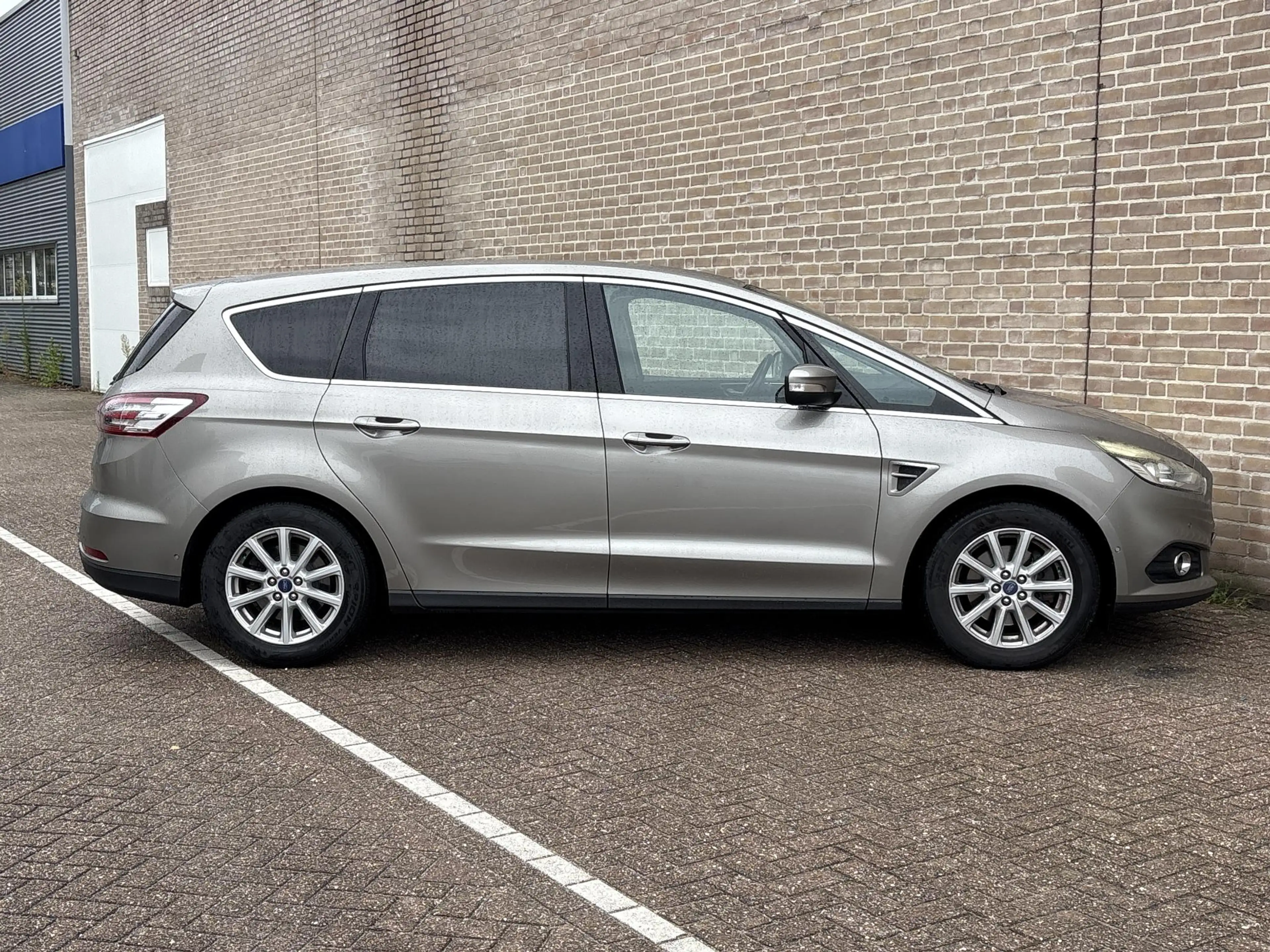 Ford S-Max 2.0 TDCi Trend | Leder | Navi | Climate | Cruise | — photo 8