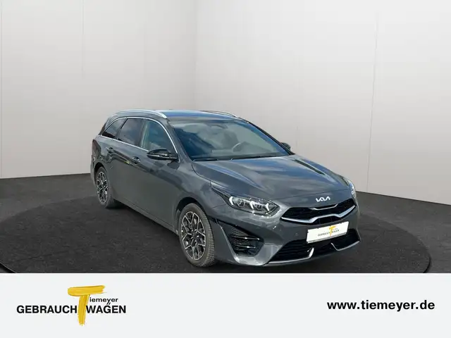 Kia Ceed view 3