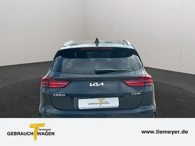 Kia Ceed view 6