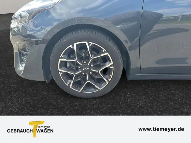 Kia Ceed view 9