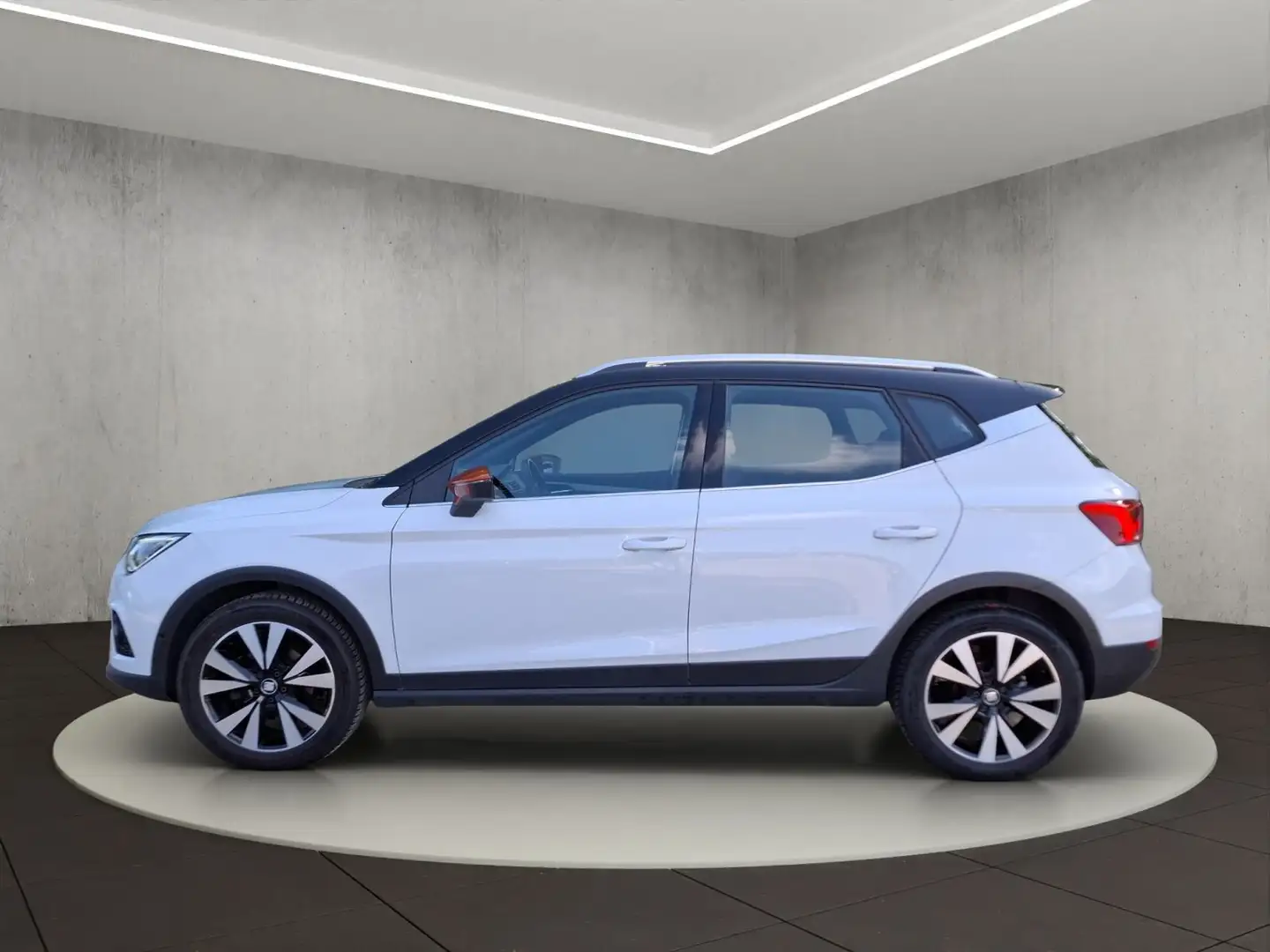 SEAT Arona 1.0 TSI beats Weiß - 2