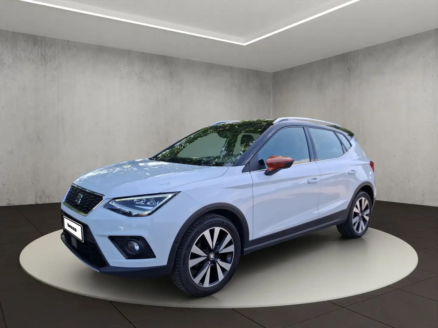 SEAT Arona 1.0 TSI beats Weiß - 1