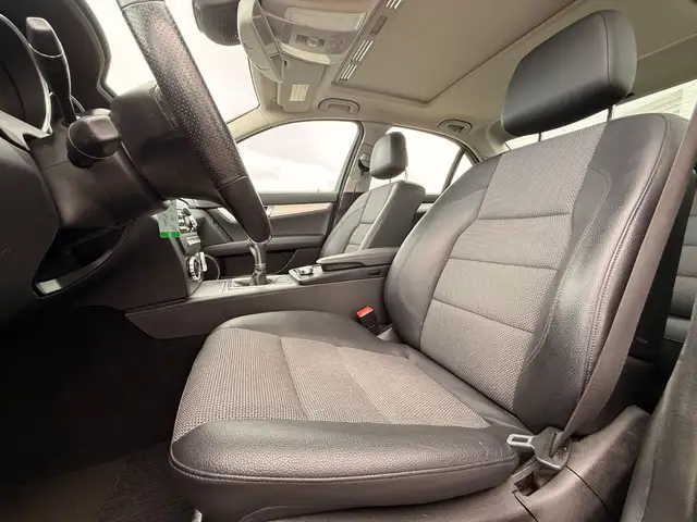 Mercedes-Benz C-Class view 10