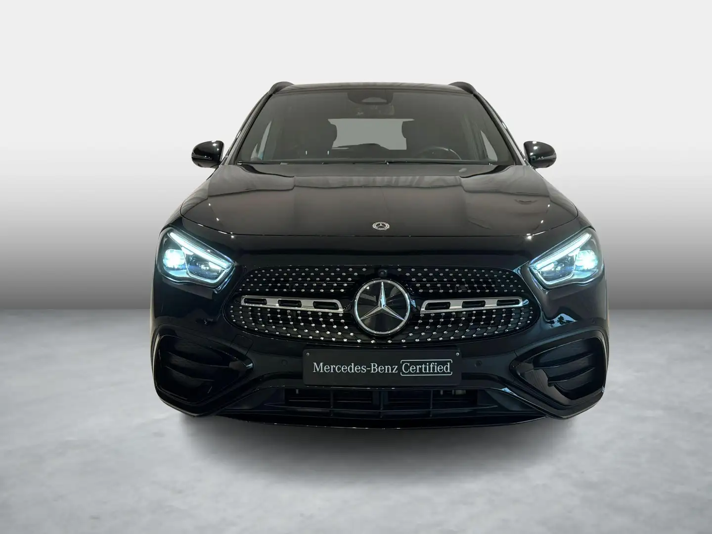 Mercedes-Benz GLA 180 AMG Line + NIGHTPACK + SURROUND VIEW + 5j MB Waarb Noir - 2