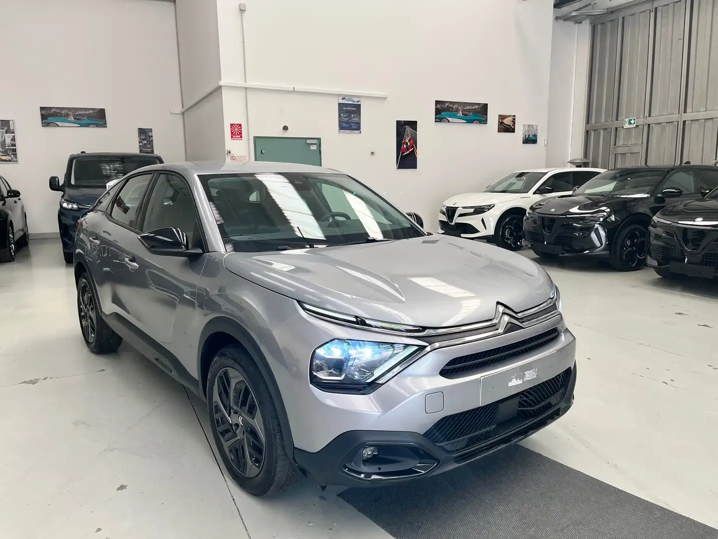 Citroen C4 C4 1.2 puretech DCS6 Plus Gris - 1