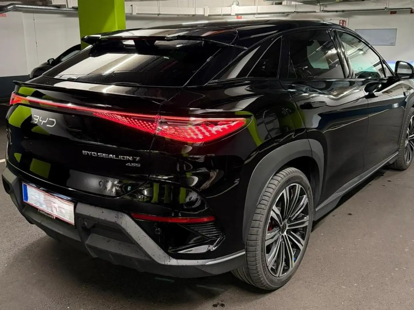BYD Sealion 7 Excellence Österreich Paket 91.5 kWh AWD Schwarz - 2
