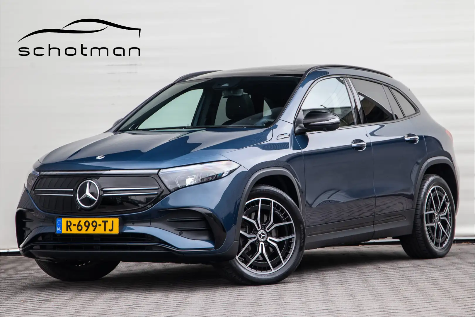 Mercedes-Benz EQA 250 AMG Premium, Pano, Nightpack, Burmester, Widescree Blauw - 1