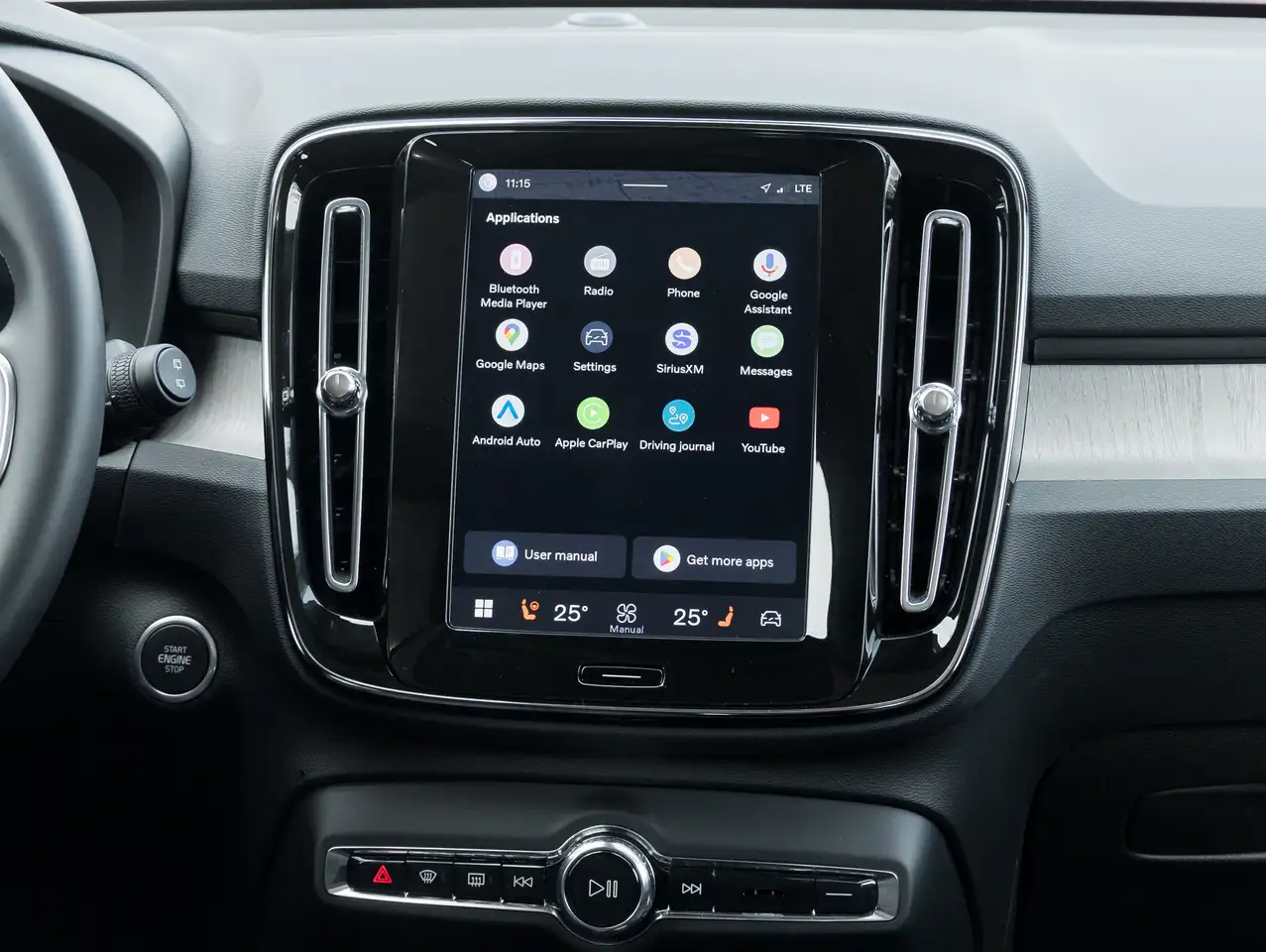 Volvo XC40 снимка Volvo XC40