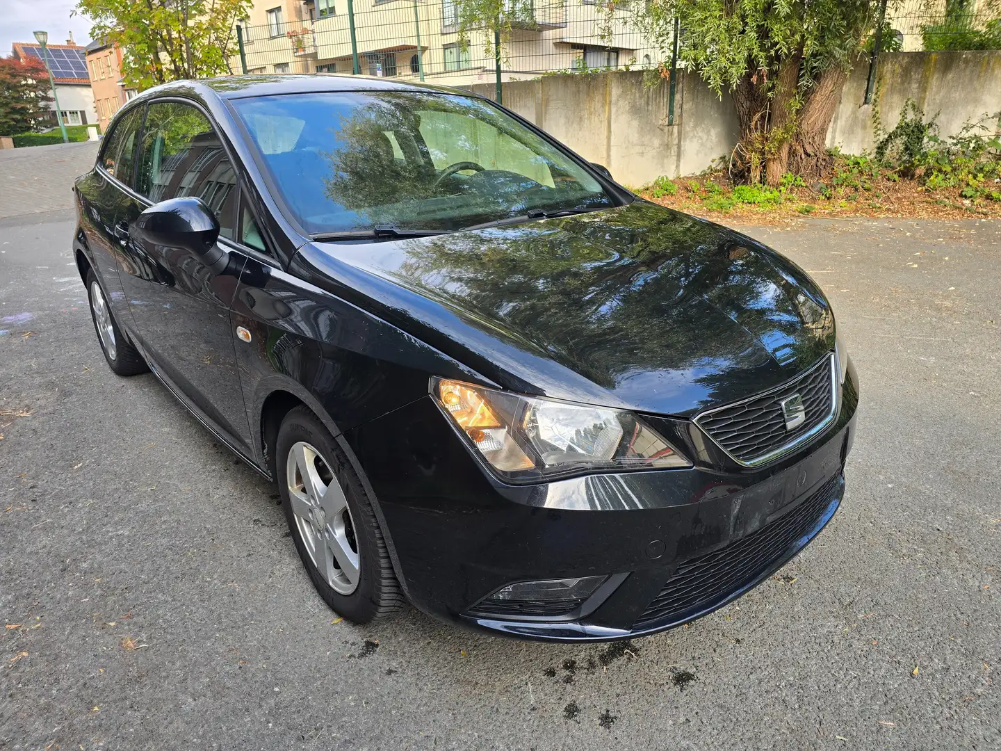 SEAT Ibiza Ibiza SC 1.0i Style Start Schwarz - 2
