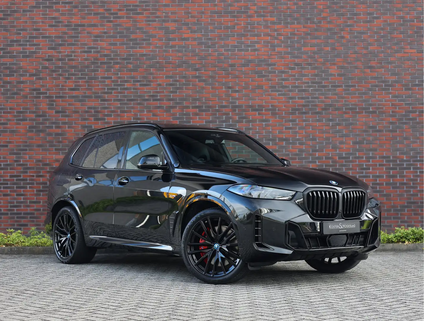 BMW X5 50e xDrive | volleder - M Sport Pro - Bow&Wil Zwart - 1