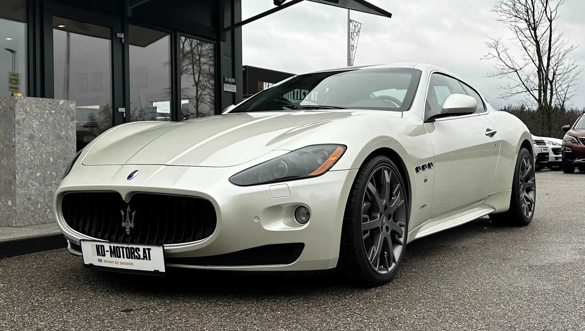 Maserati GranTurismo S Alb - 1