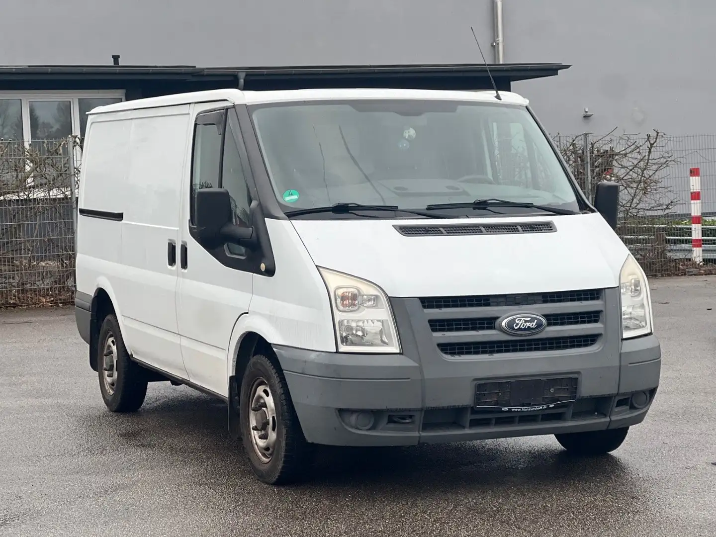 Ford Transit Kasten FT 260 ATM 35TKM TÜV NEU+ Insp Weiß - 2