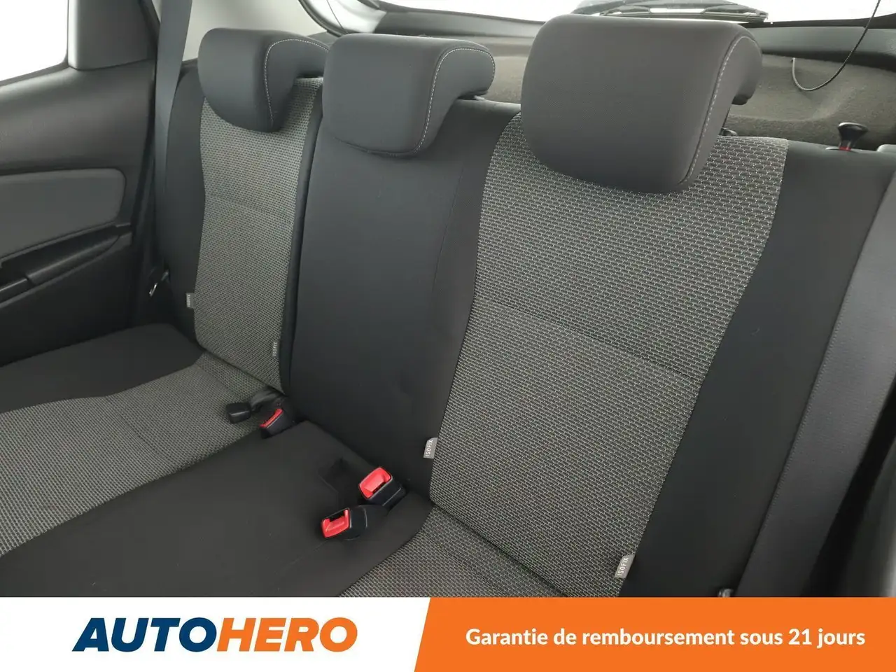 Toyota Yaris Yaris — photo 14