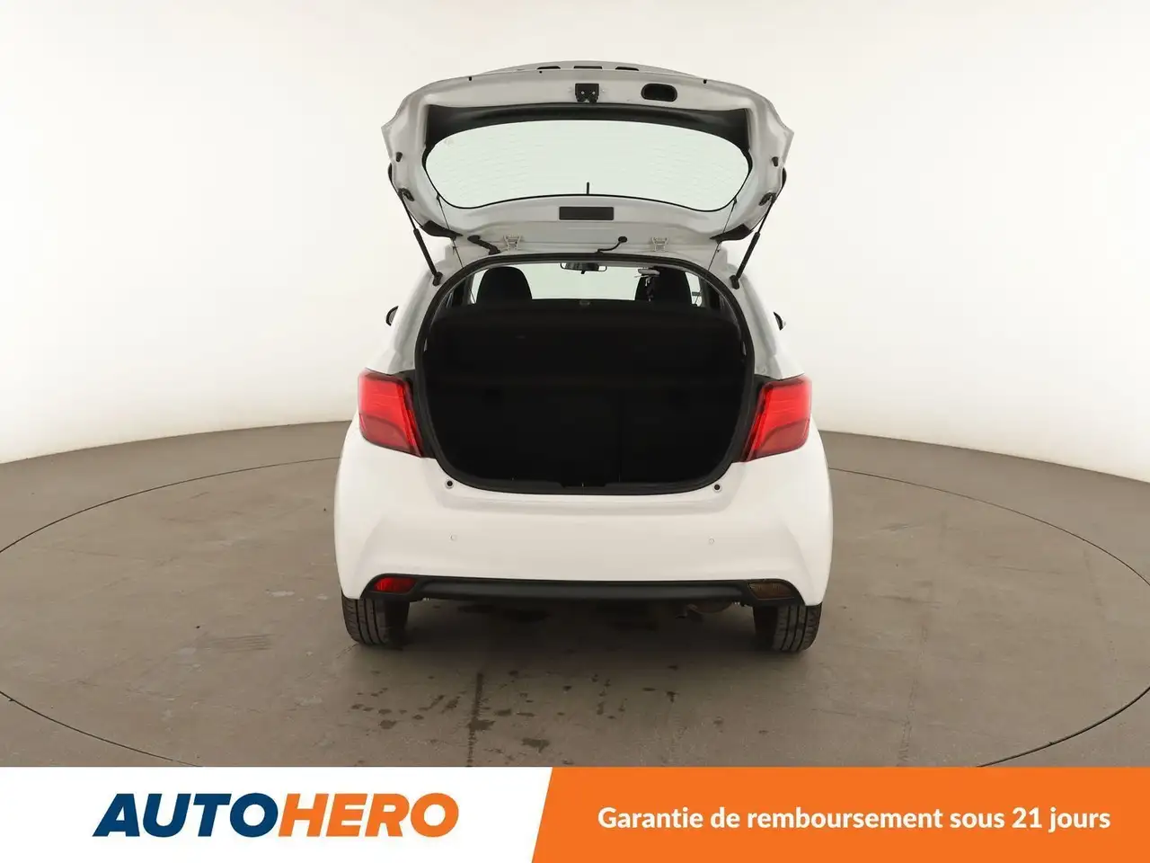 Toyota Yaris Yaris — photo 16