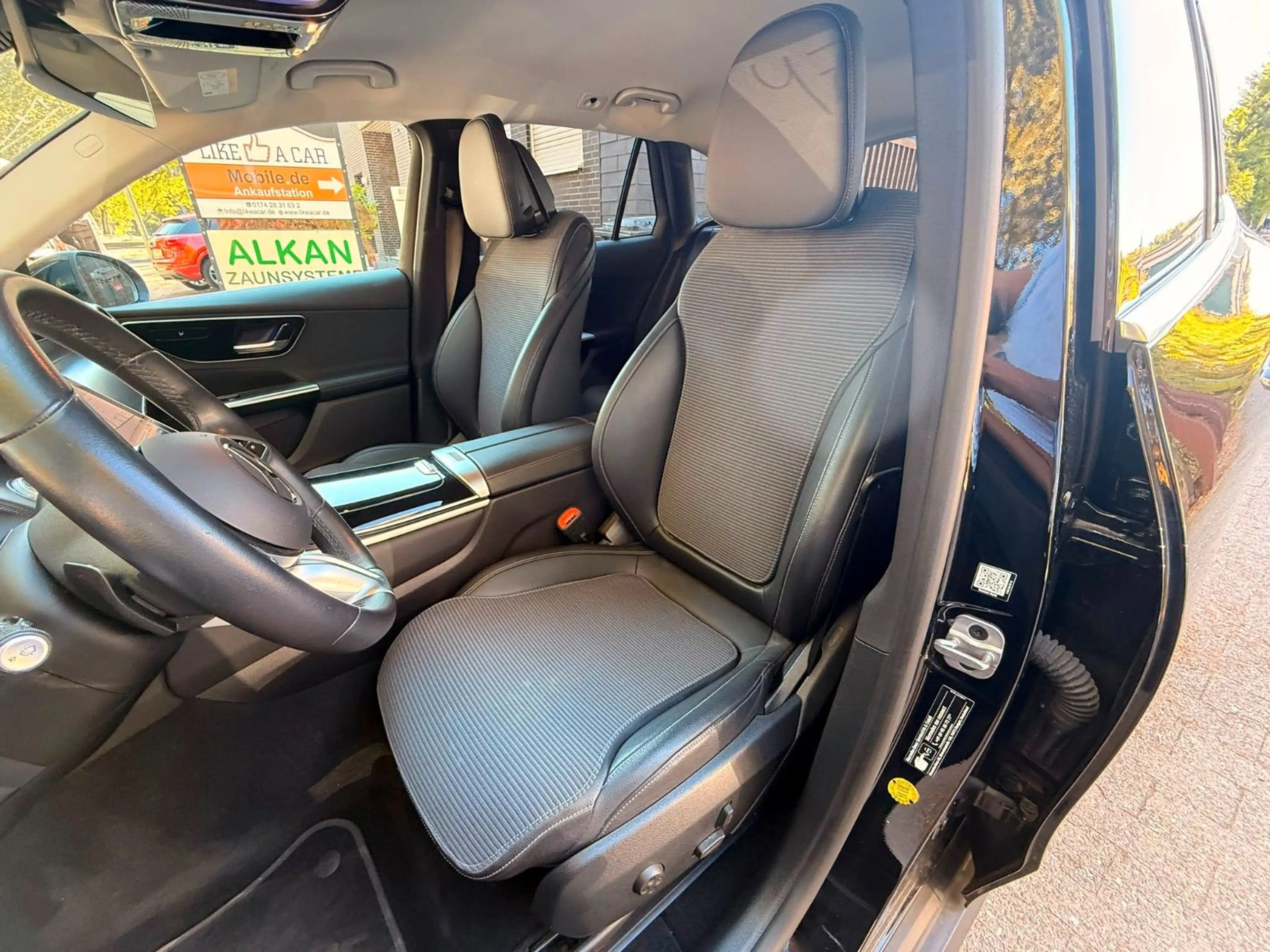 Mercedes-Benz GLC 220 d 4M AVANTGARDE LED/KAMERA/NAVI — photo 14
