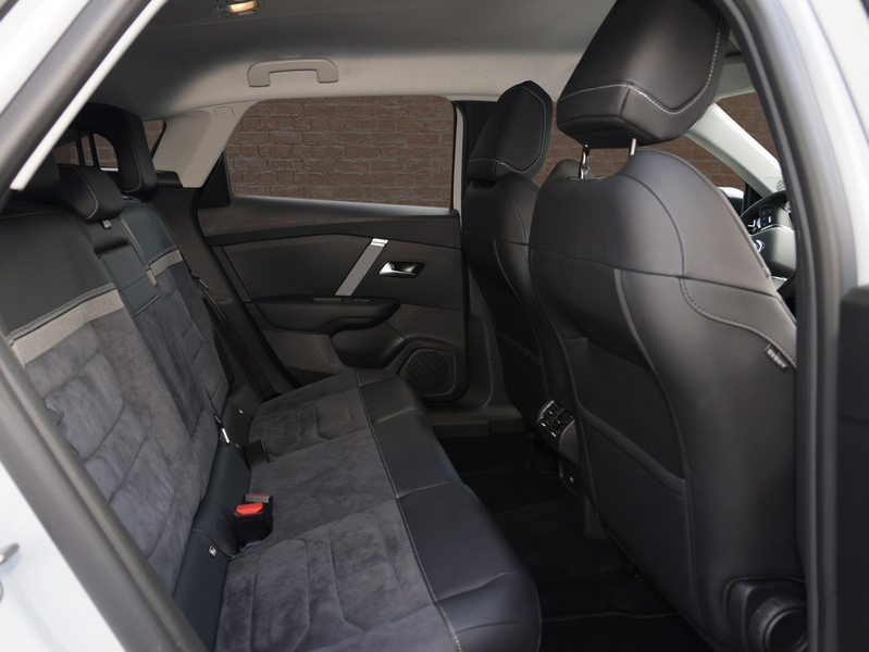 Citroen C4 C4 PT 130 EAT8 MAX — photo 9
