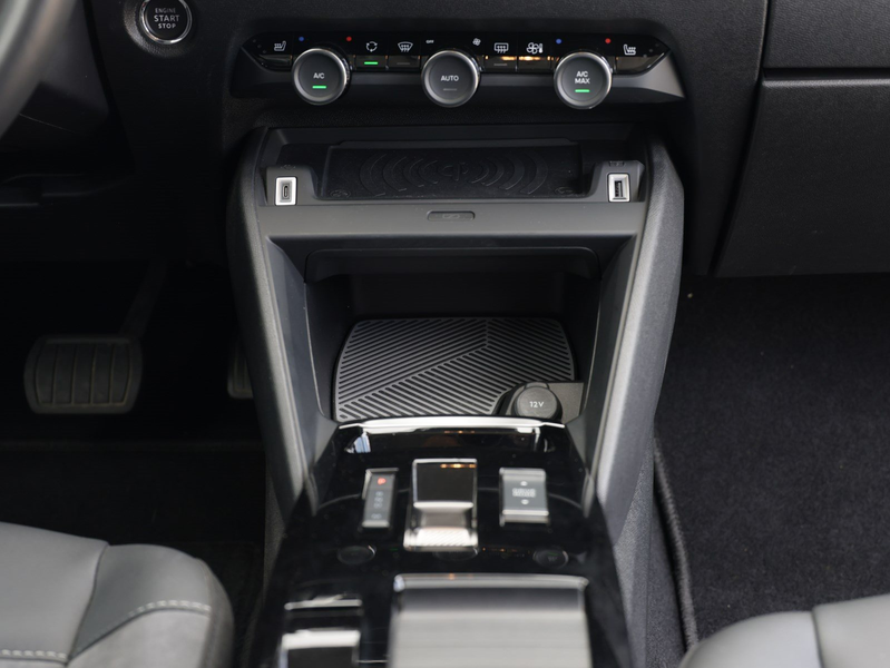 Citroen C4 C4 PT 130 EAT8 MAX — photo 13