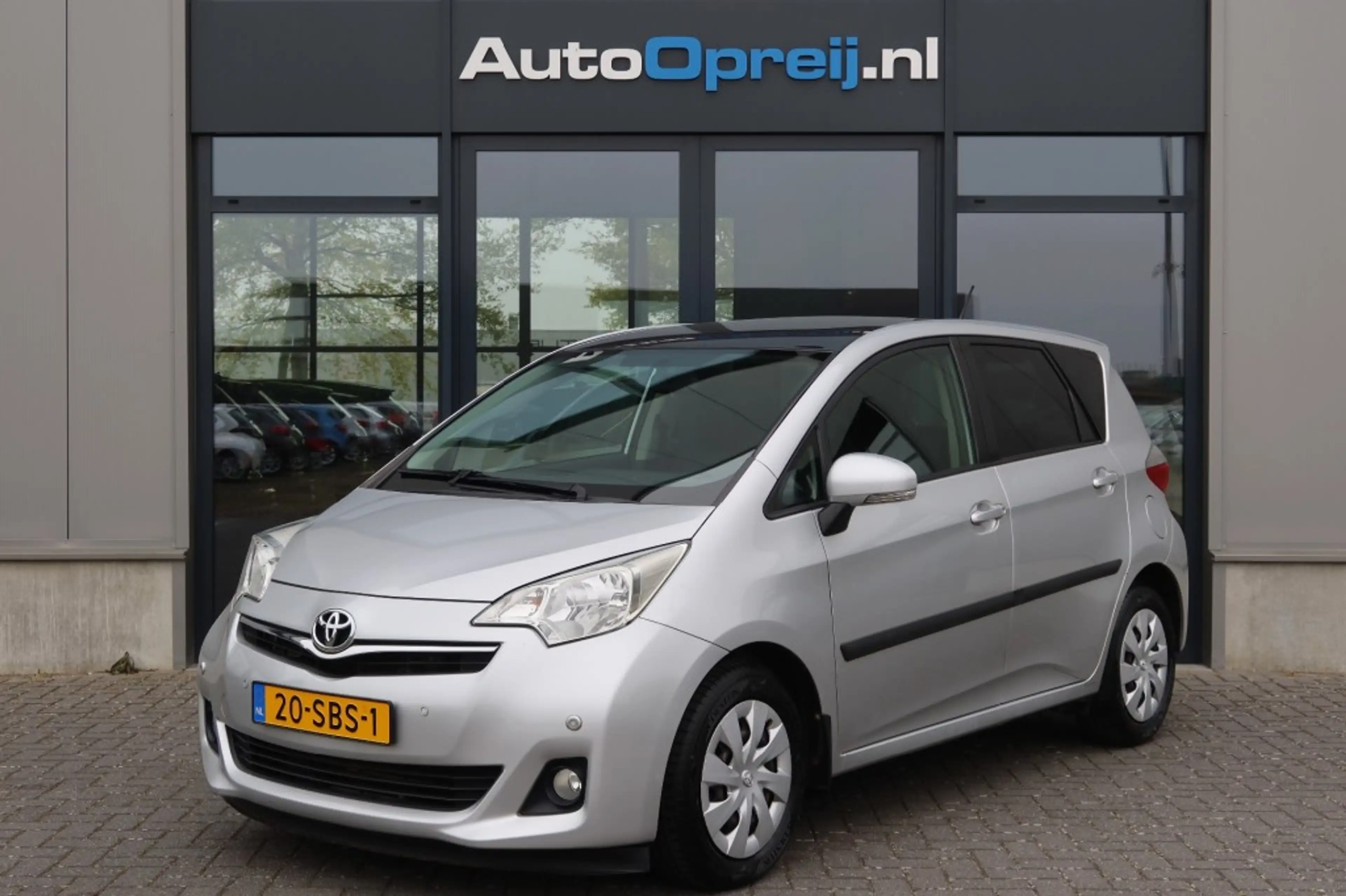 Toyota Verso-S 1.3 VVT-i Aspiration AUTOMAAT Clima, Cruise,camera