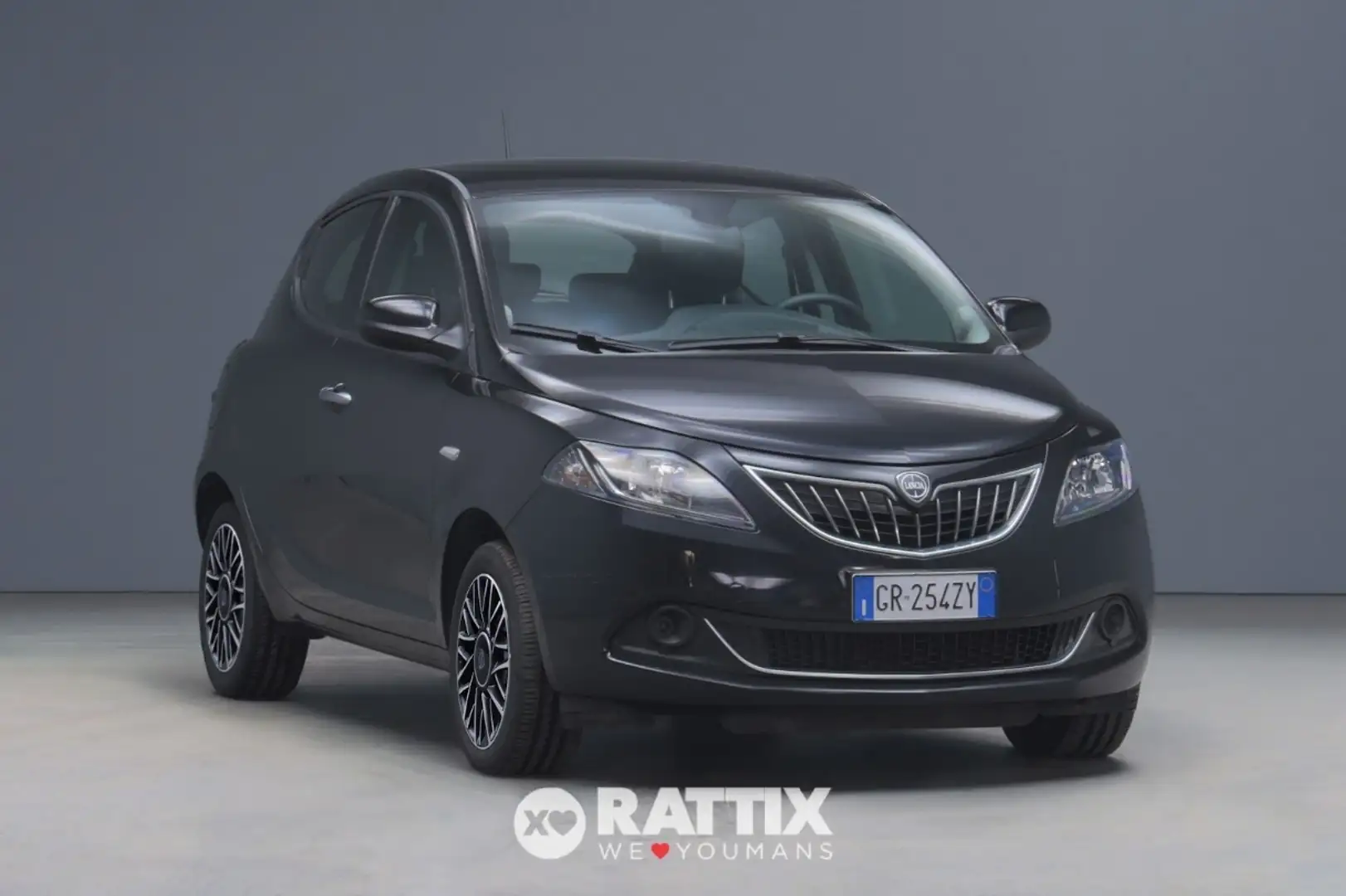 Lancia Ypsilon 1.0 Firefly Hybrid 70CV Platino Schwarz - 1