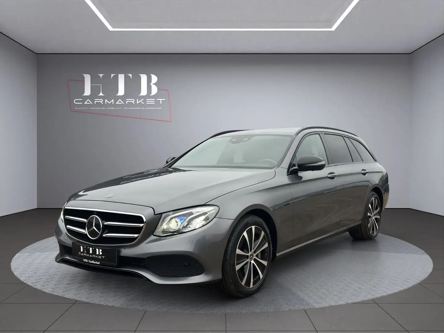 Mercedes-Benz E 300 de T Avantgarde/ViCo/LED/CAM/AHK/ Grau - 1