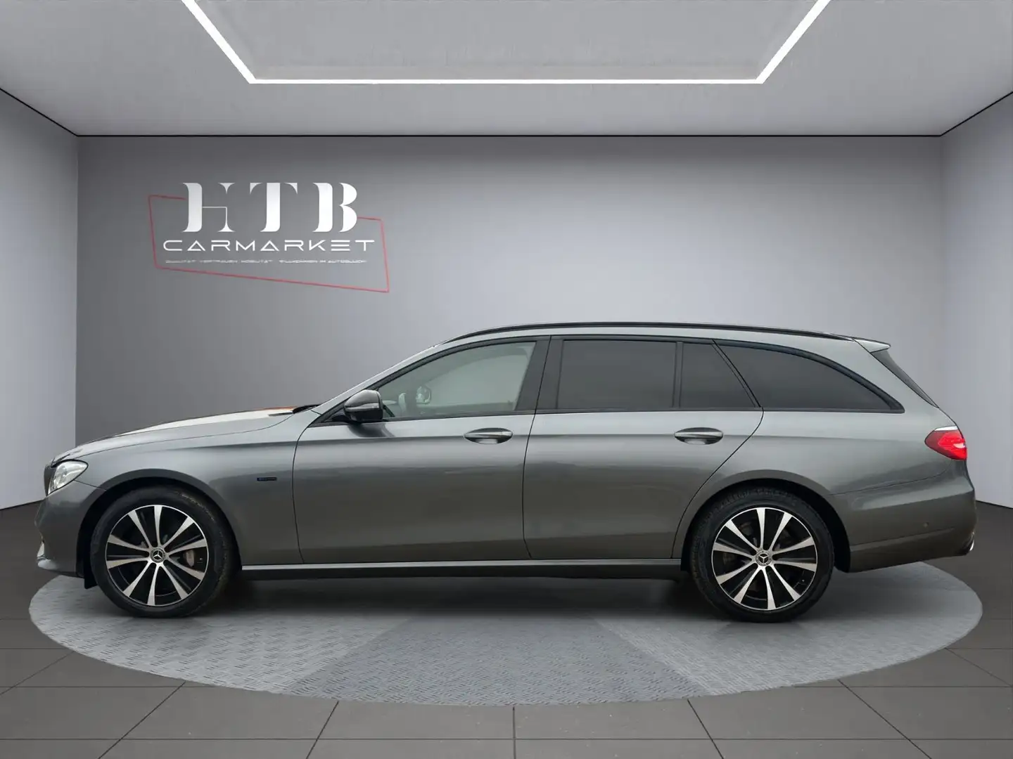 Mercedes-Benz E 300 de T Avantgarde/ViCo/LED/CAM/AHK/ Grau - 2