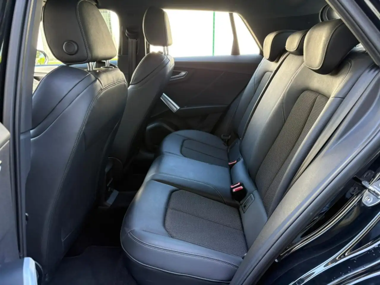 Audi Q2 35 TDI S tronic S line Edition NAVI MATRIX 19, миниатюра 12