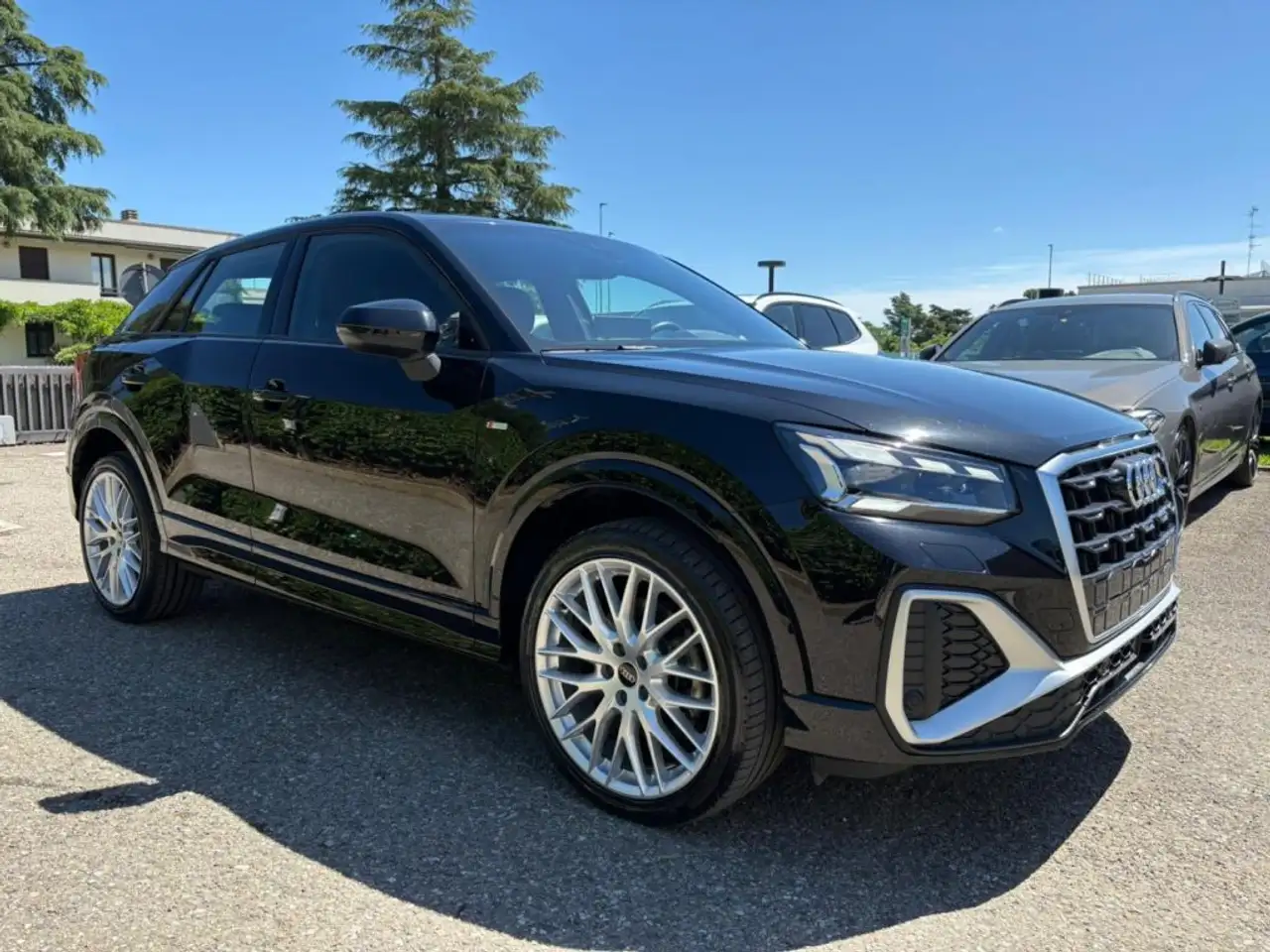 Audi Q2 35 TDI S tronic S line Edition NAVI MATRIX 19, миниатюра 3