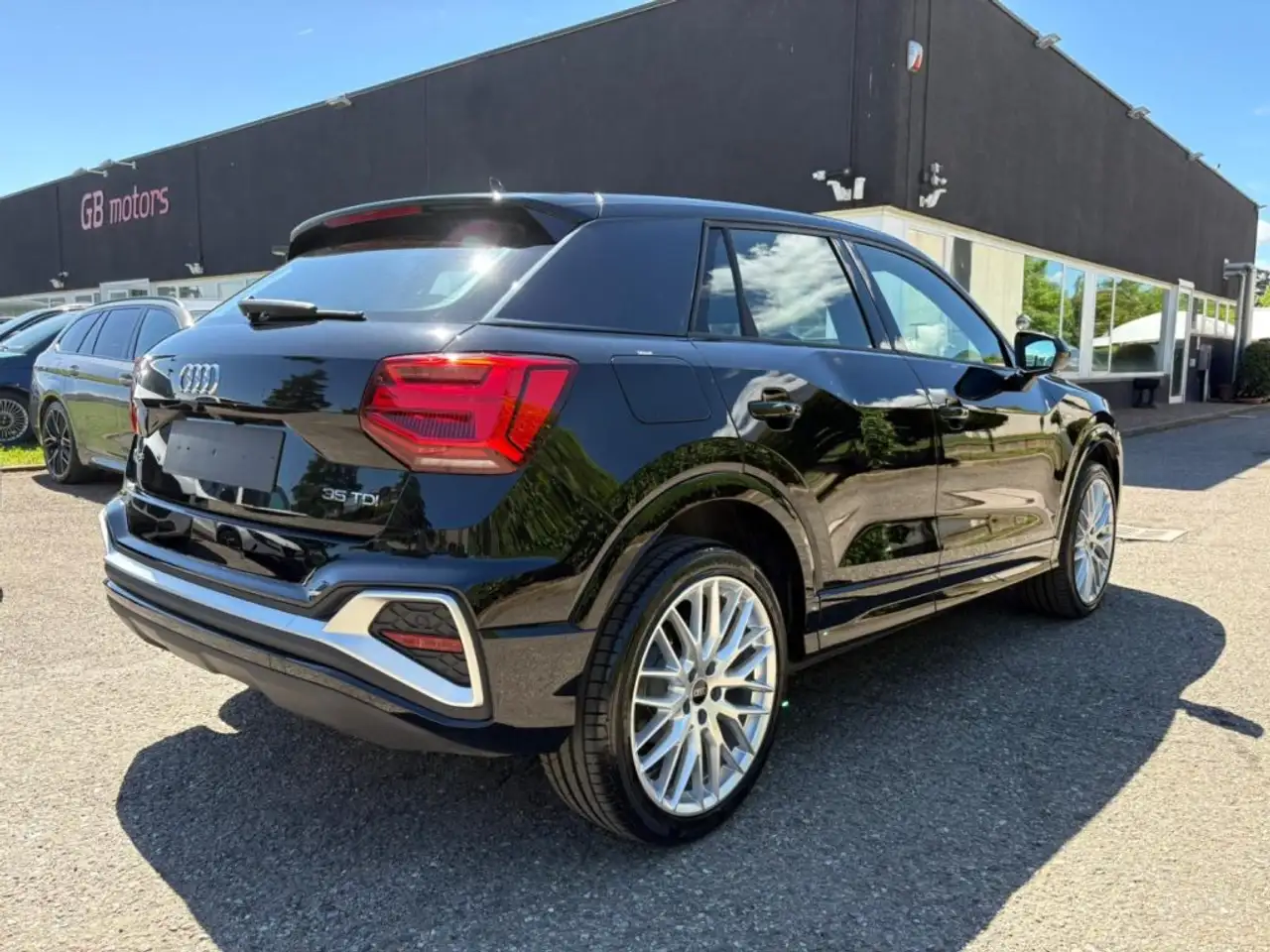 Audi Q2 35 TDI S tronic S line Edition NAVI MATRIX 19, миниатюра 4