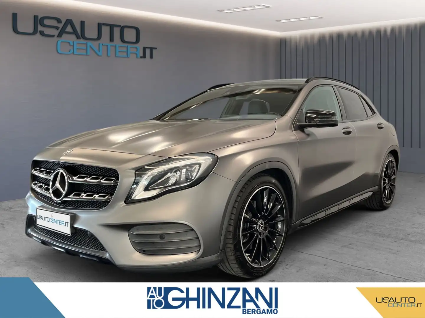 Mercedes-Benz GLA 220 GLA 220 d Automatic Premium Gris - 1
