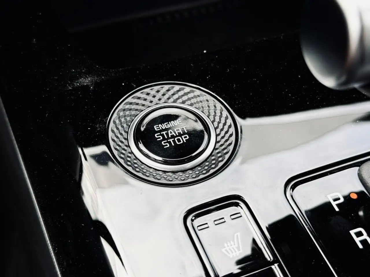 Kia Niro снимка Kia Niro