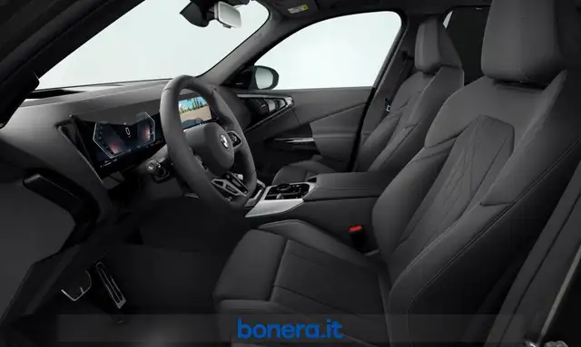 BMW X3 view 4