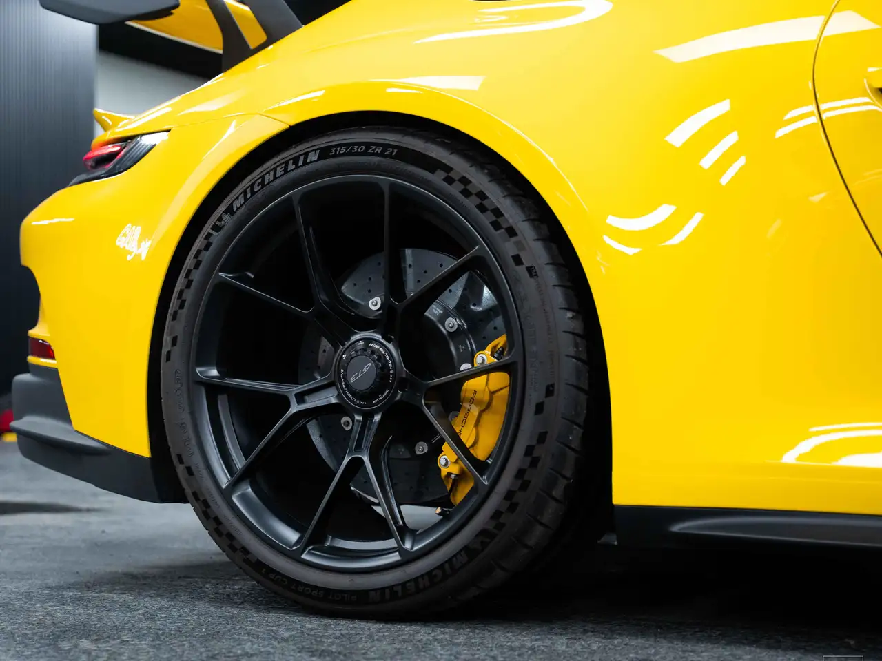 Porsche 911 снимка Porsche 911