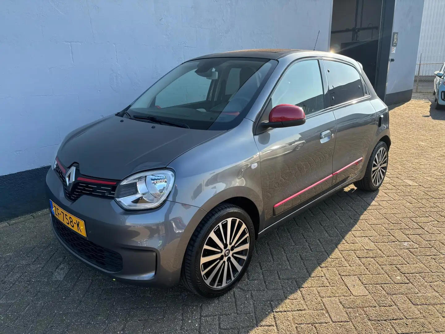 Renault Twingo 0.9 TCe Intens -Elec. Vouwdak Gris - 1