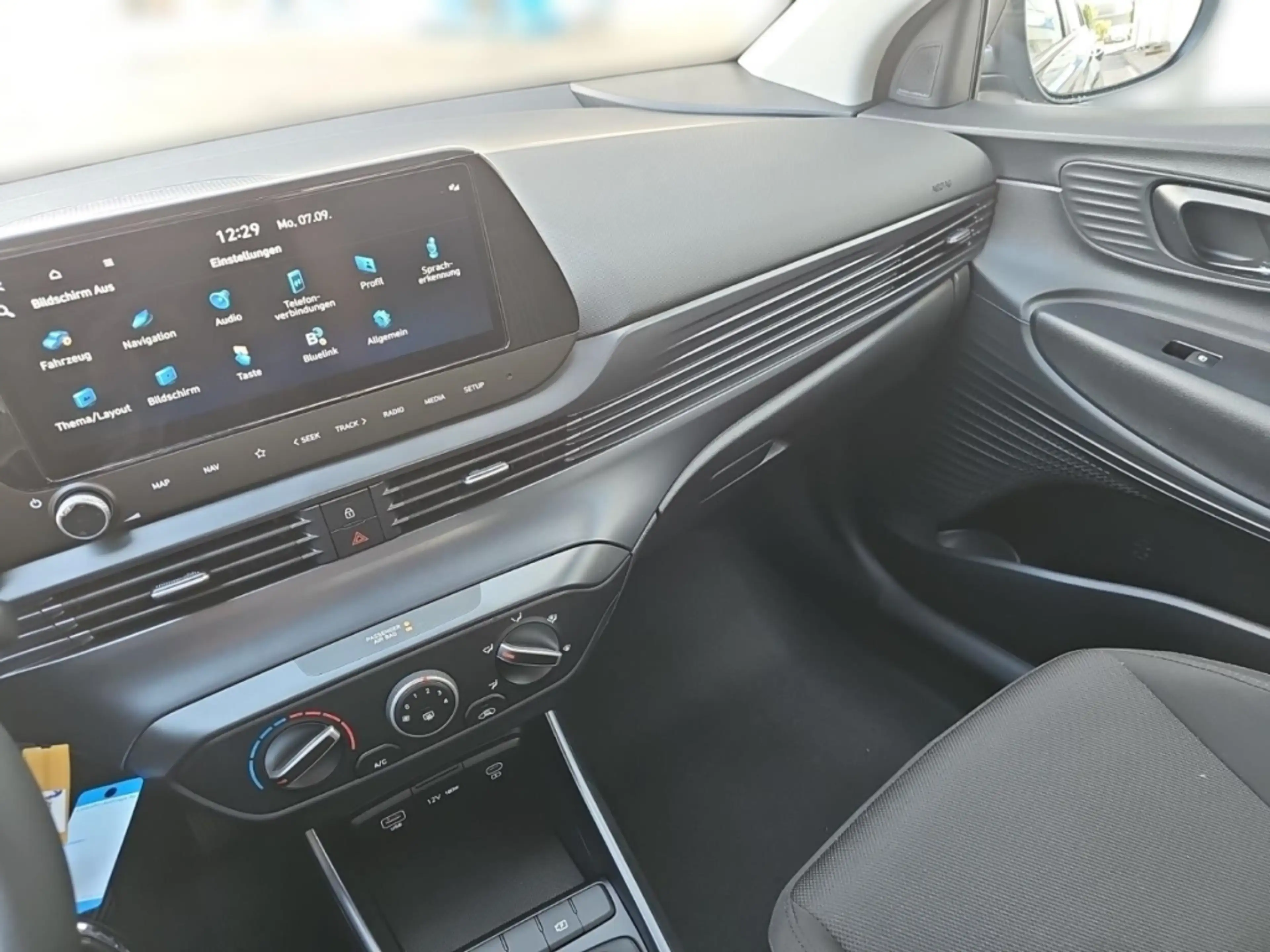 Hyundai BAYON Select MY26 90 PS  NAVI KLIMA Kamera — photo 9