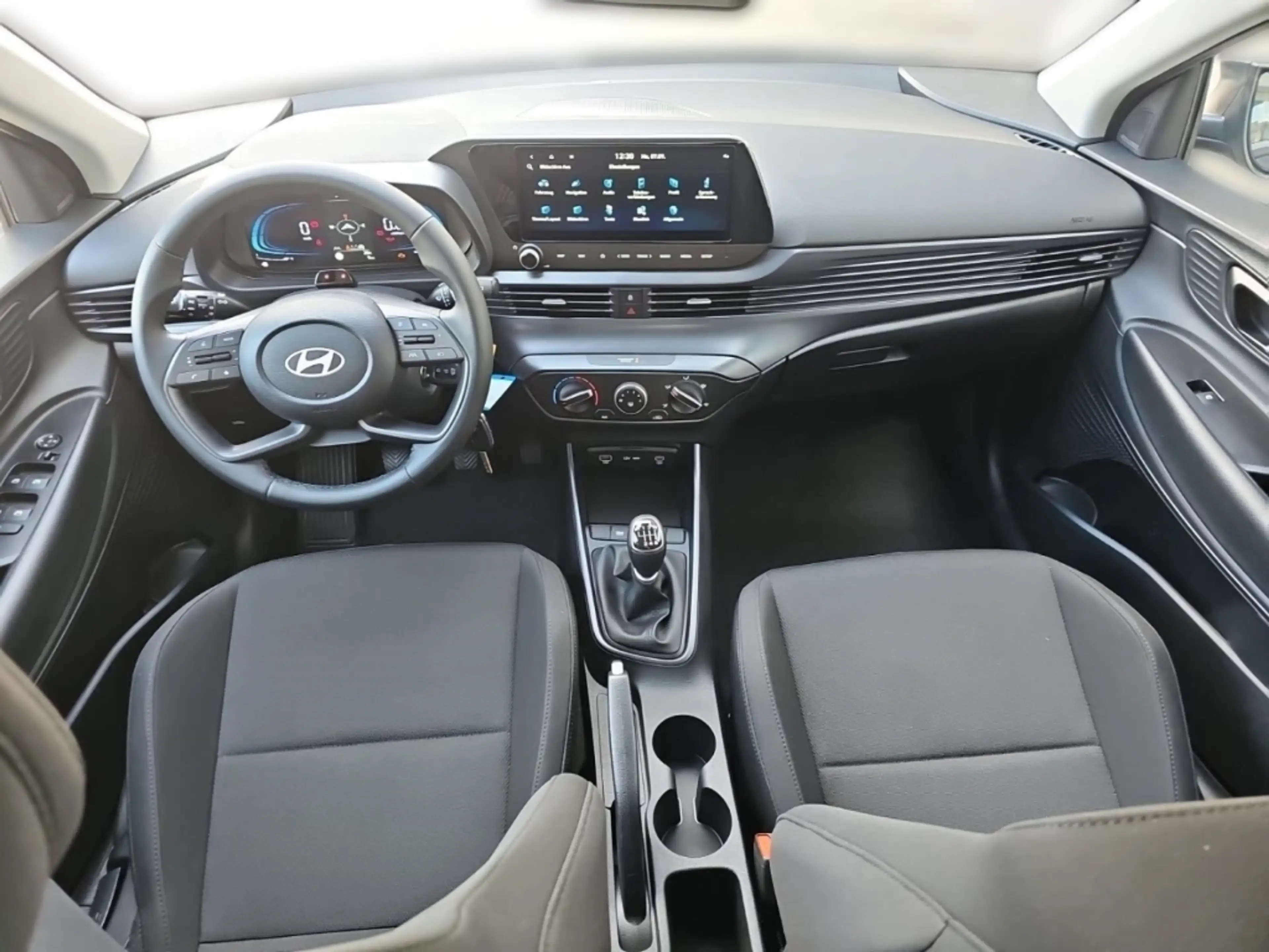 Hyundai BAYON Select MY26 90 PS  NAVI KLIMA Kamera — photo 11