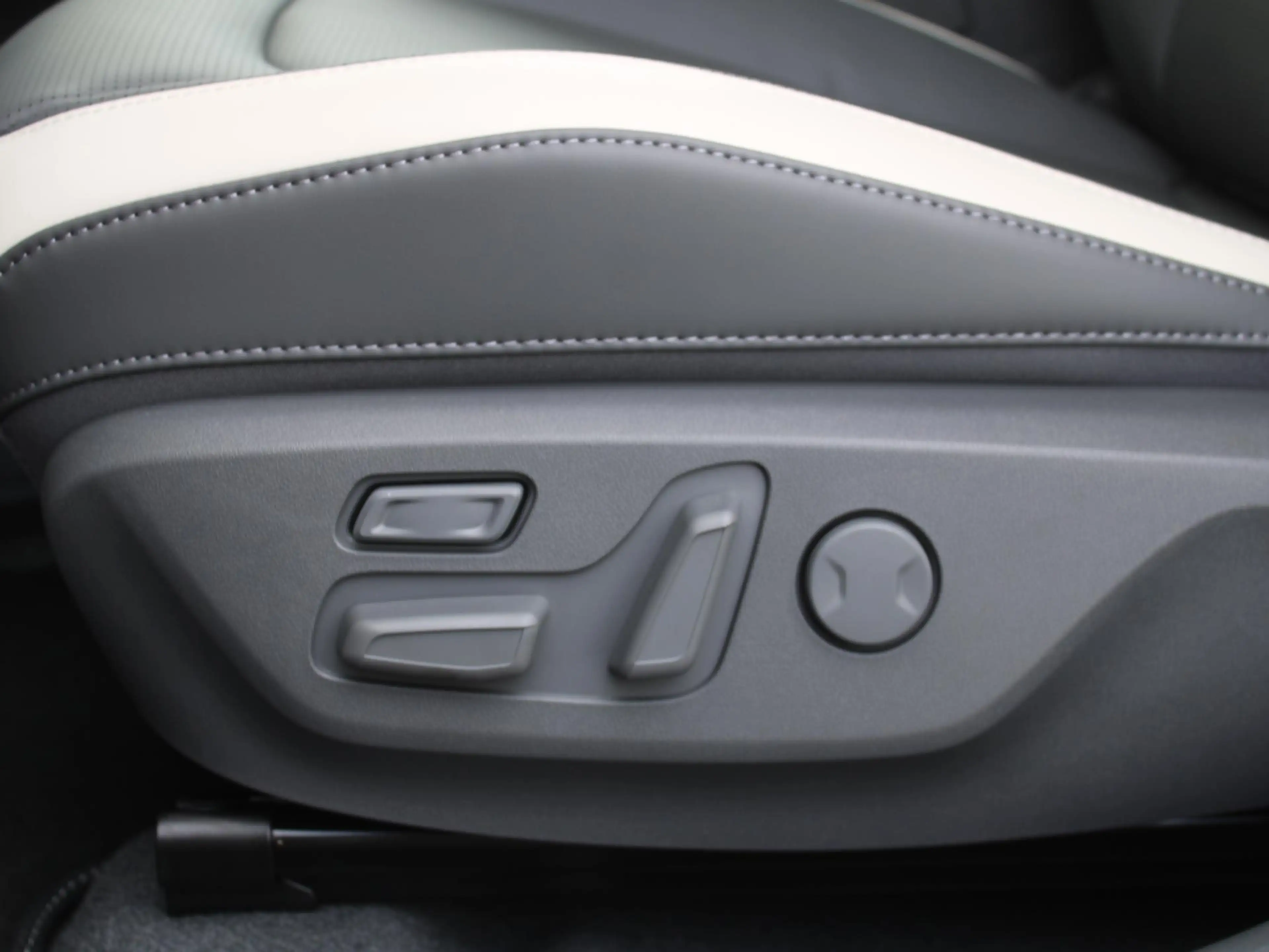 Kia EV3 GT-PlusLine 81.4 kWh | Stuur-/stoelverwarming + ve — photo 31
