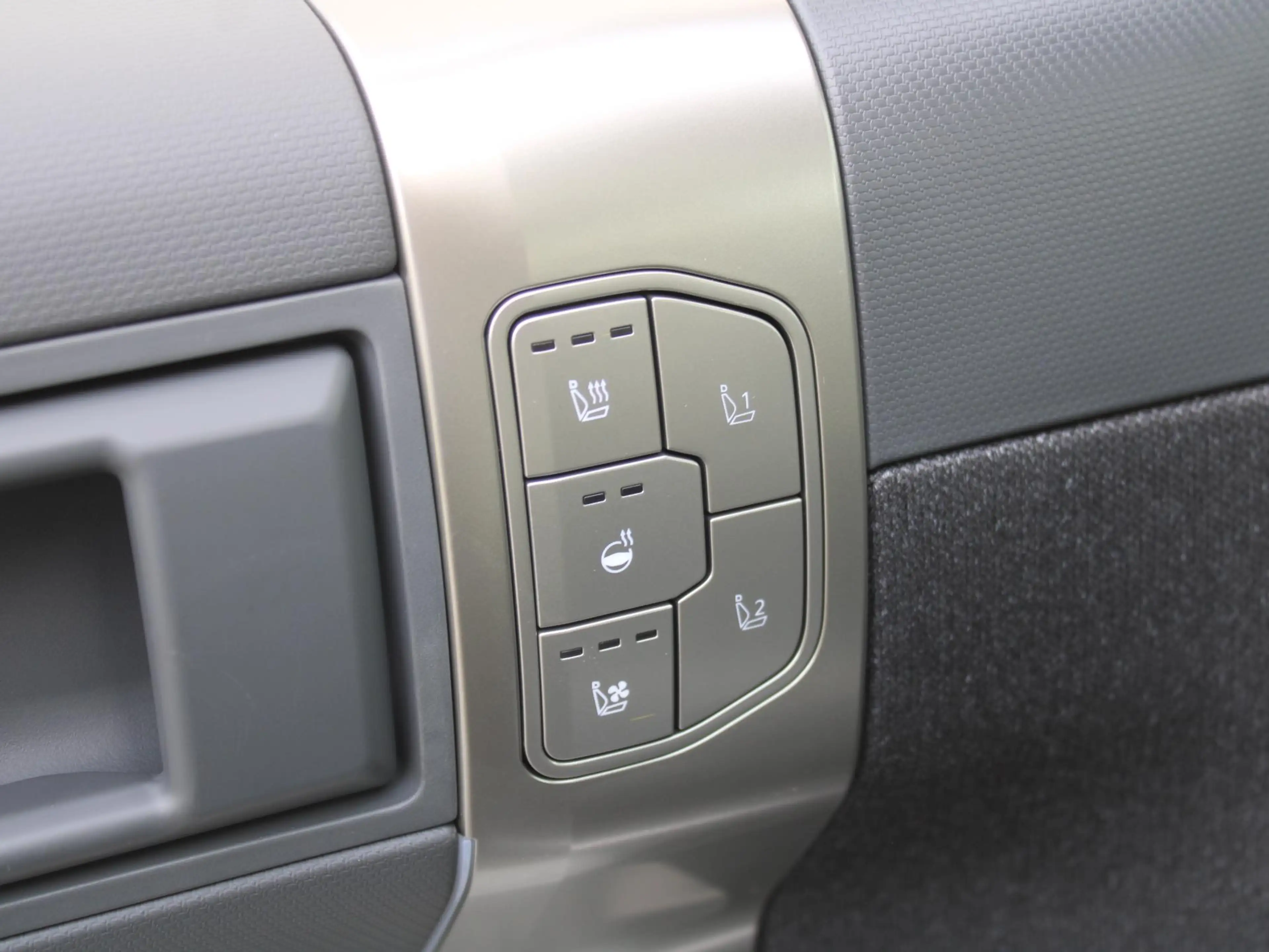 Kia EV3 GT-PlusLine 81.4 kWh | Stuur-/stoelverwarming + ve — photo 25
