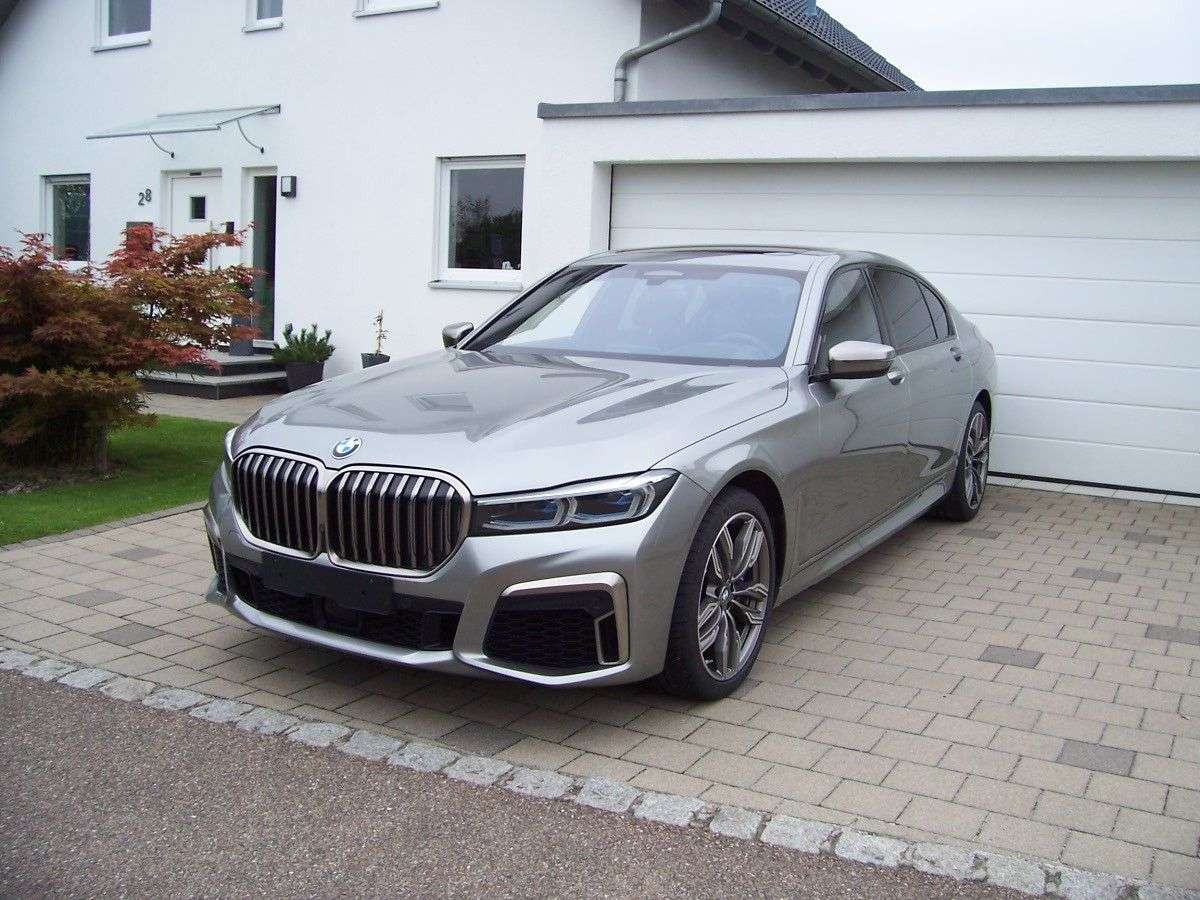 2019 BMW 760