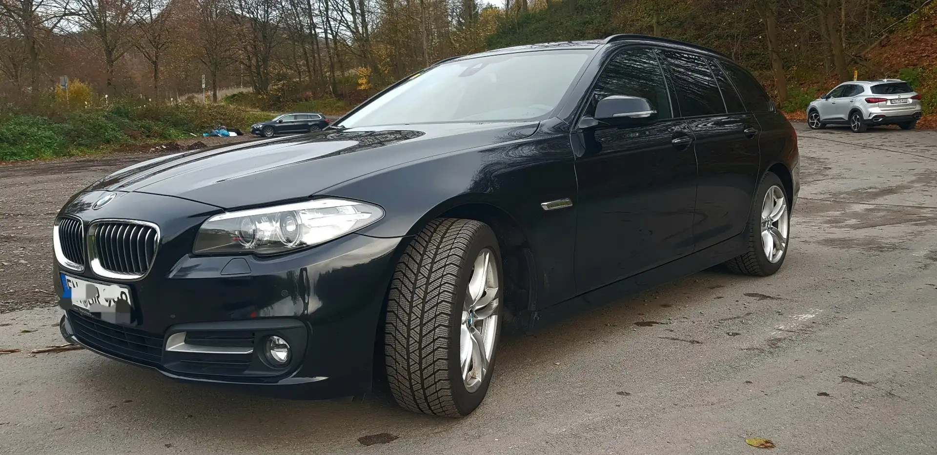 BMW 535 535d xDrive F11 Touring Aut. Luxury Line Schwarz - 2