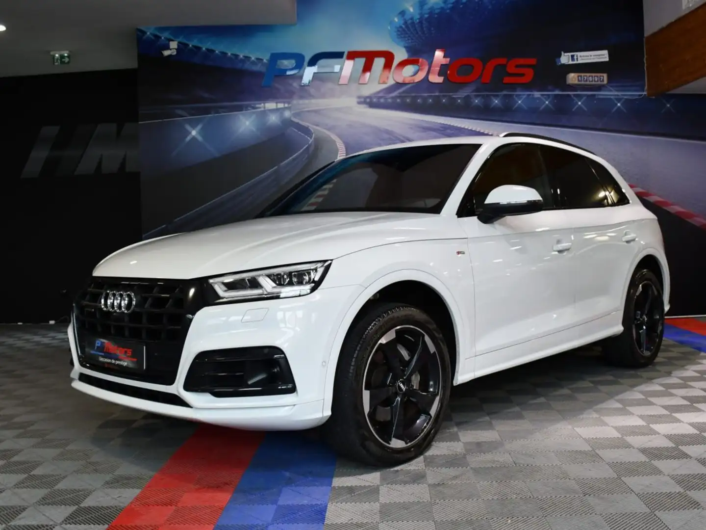 Audi Q5 S-Line 40 TDI 190 Quattro GPS Virtual Bang Olufsen Vebasto Pré Sense Drive Magnétic Ride Attelage JA 20 Blanc - 1