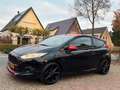 Ford Fiesta Red/Black Edition 99.000 km NAP - APK T/M 01-2027! Zwart - thumbnail 38
